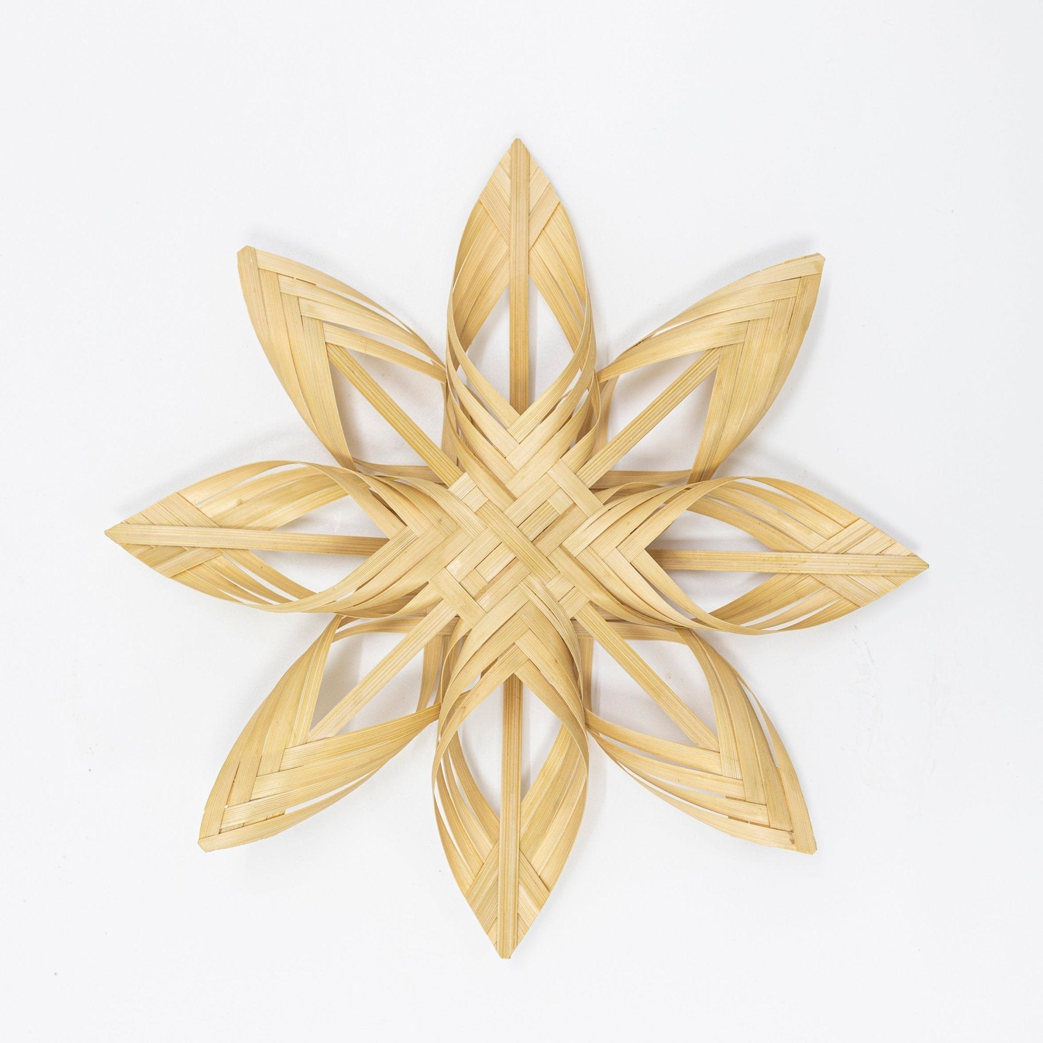 Winter decor - Snowflake - Bamboo - Artisanal Homes