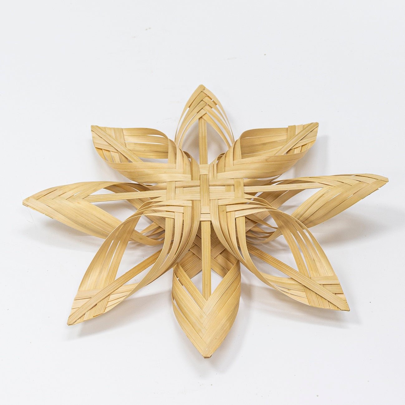 Winter decor - Snowflake - Bamboo - Artisanal Homes