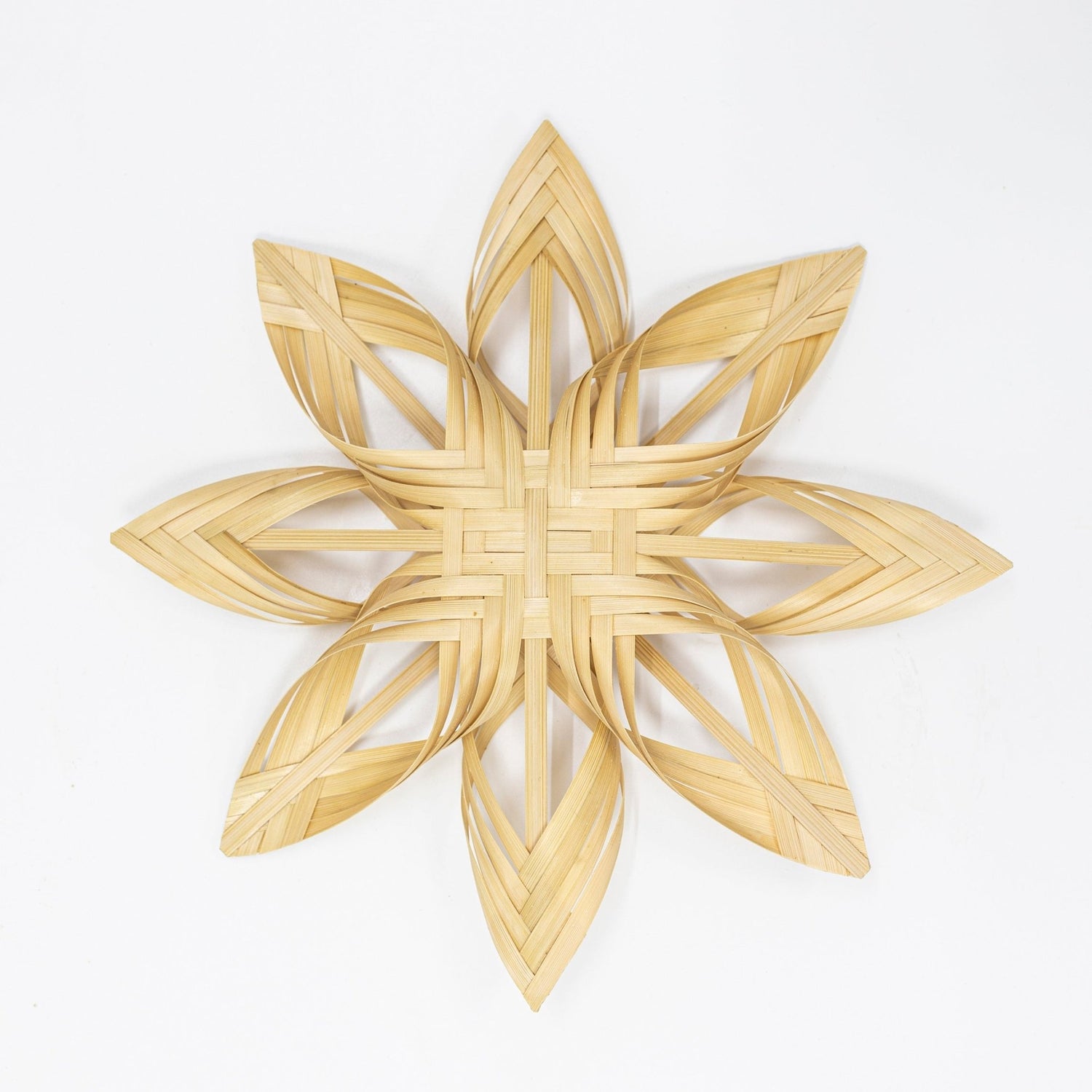 Winter decor - Snowflake - Bamboo - Artisanal Homes