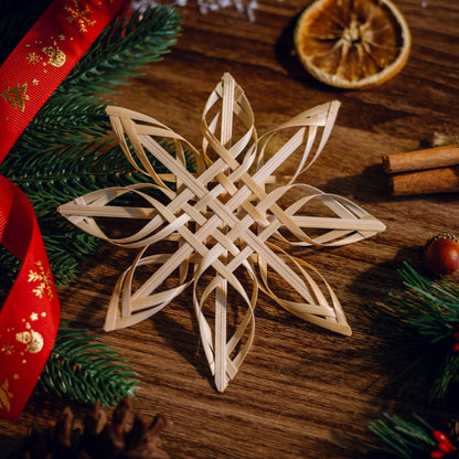 Bamboo Snowflakes (10 cm) - Artisanal Homes