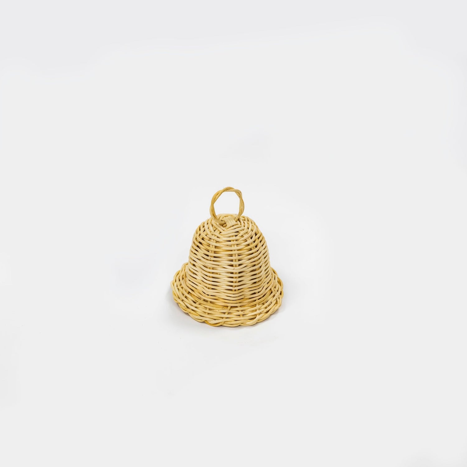 Rattan christmas wicker bell - Artisanal Homes