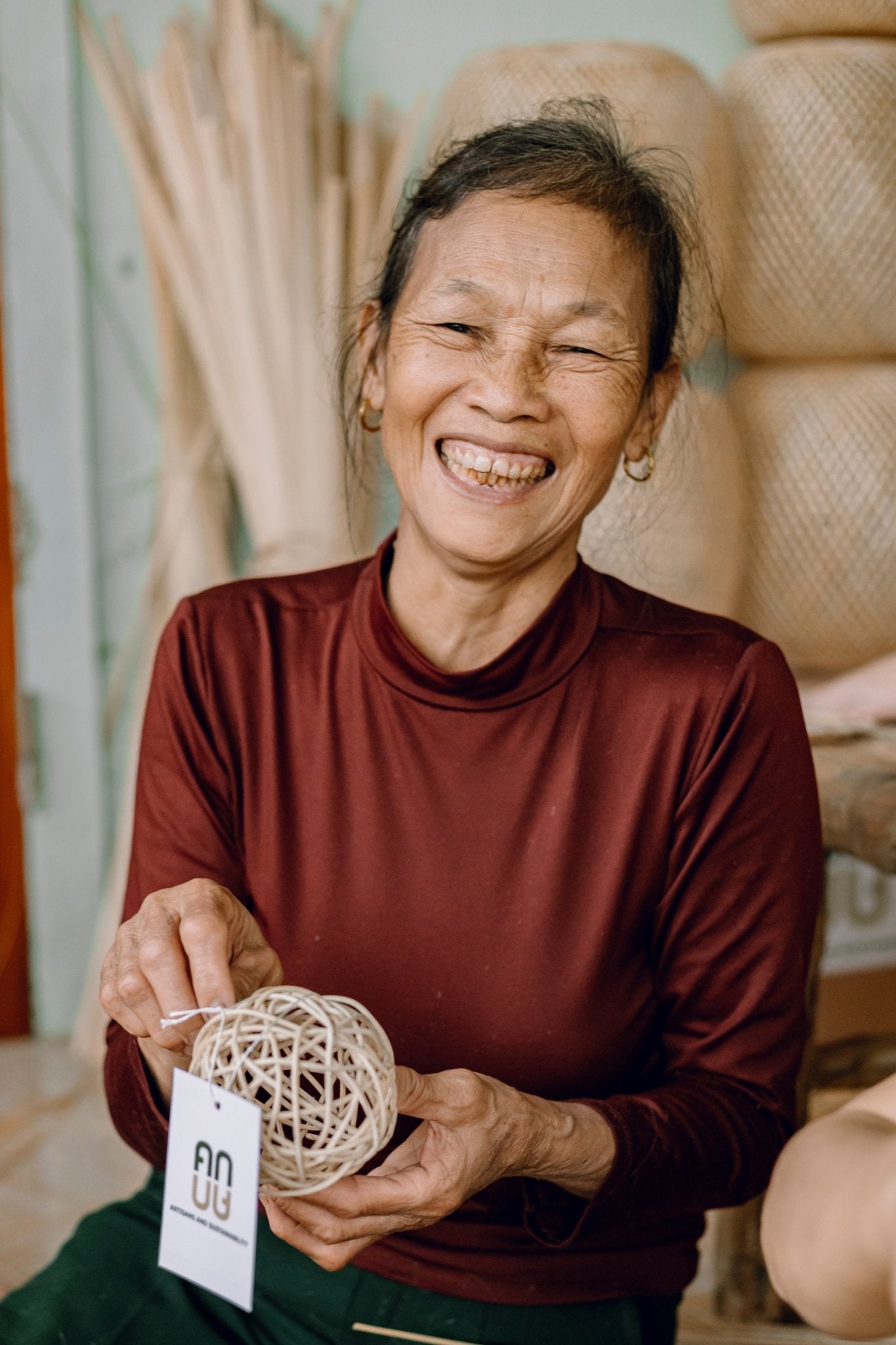 White Rattan ball - Artisanal Homes